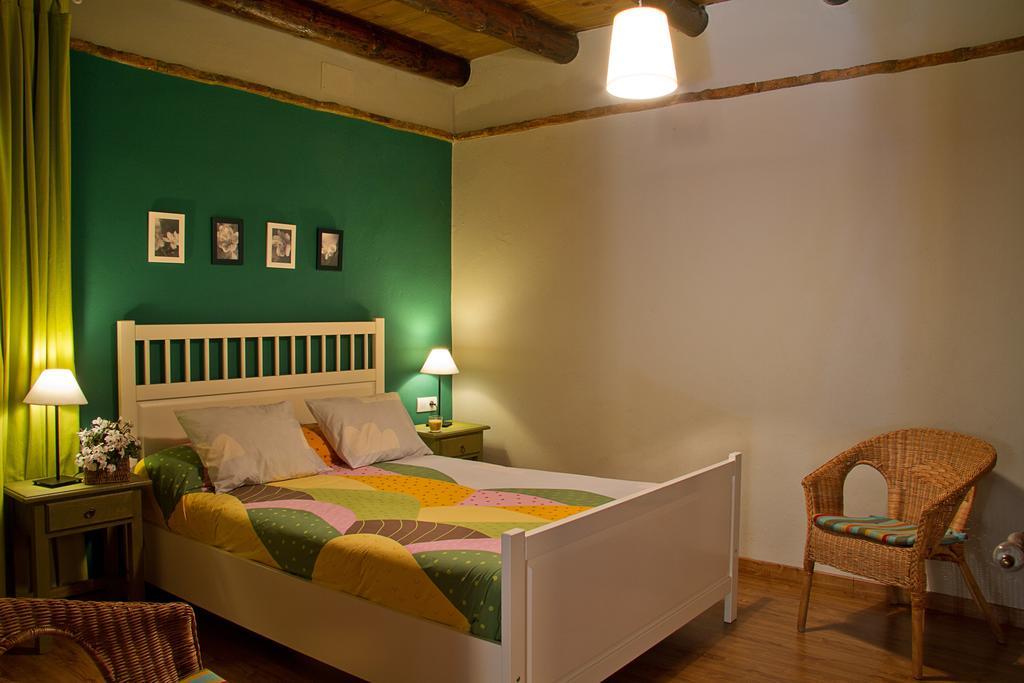 Finca La Colora Guest House Fuenteheridos Room photo